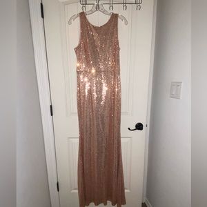 Beautiful Rose Gold sequence formal dress. Size 8 but tag is missing